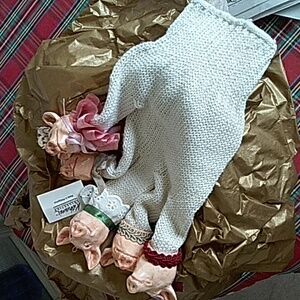 KATHERINE KLESKI HAND PUPPET